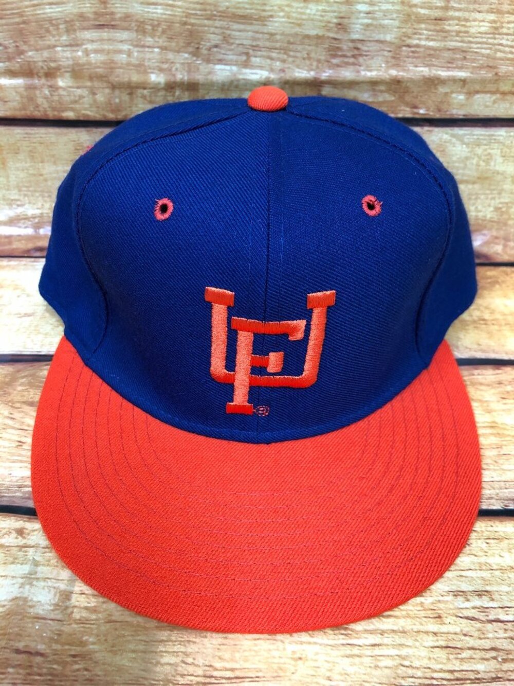NOS Vintage University of Florida 6 3/4 Fitted Gators New Era Pro Hat Cap